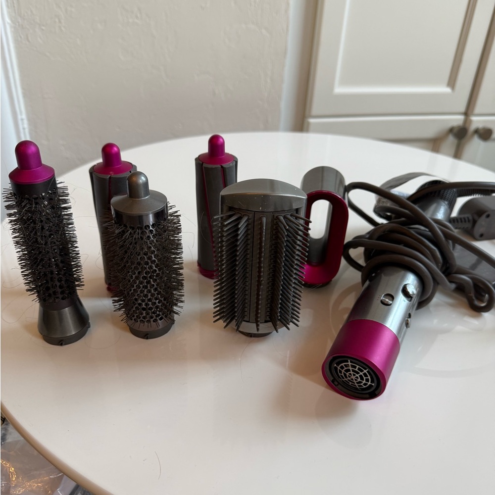 Dyson Air Wrap